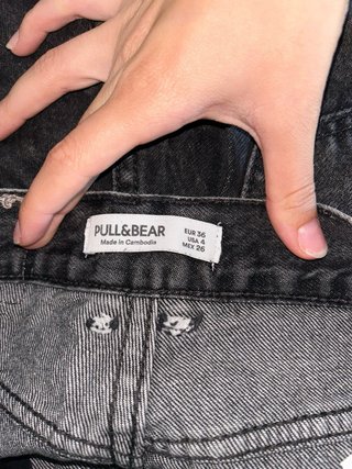 Pantalón vaquero negro Pull&Bear