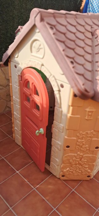 Casita de juegos para jardín