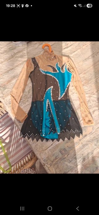 Vestido de patinaje artístico