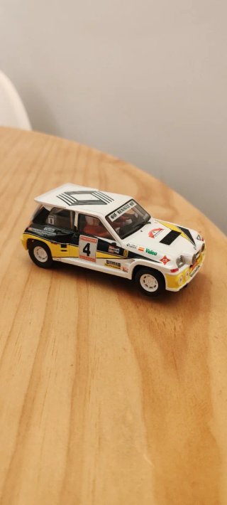 Scalextric Renault 5 Turbo