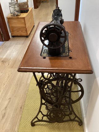 Máquina de coser Singer antigua