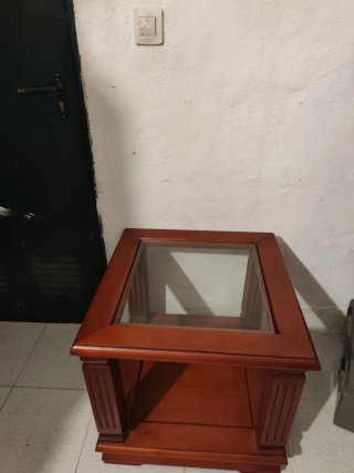 Mesa auxiliar madera
