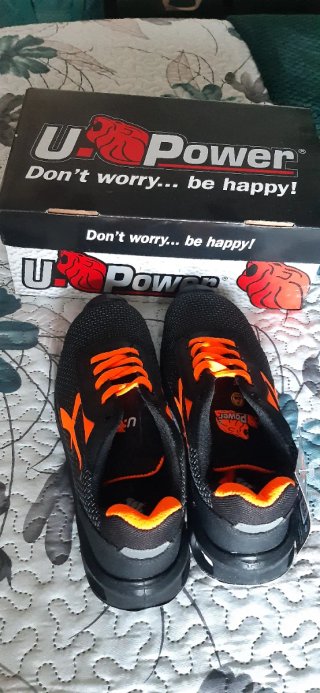 Zapatos de trabajo U-Power negros y naranjas
