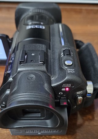 JVC Everio 60GB Full HD 1080 Camcorder