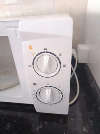 Microondas Daewoo Blanco modelo KOR-9A15E