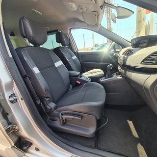 Renault Scenic 1.5dCi Dynamique LIBRO DE REVISIONE