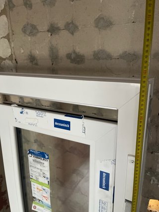 Ventana PVC corredera nueva con persiana
