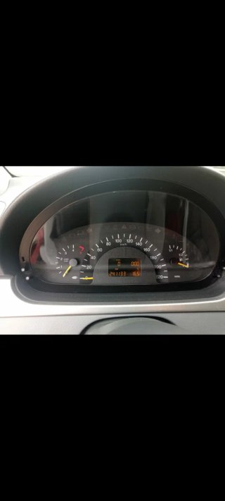 Mercedes-Benz Viano 2004