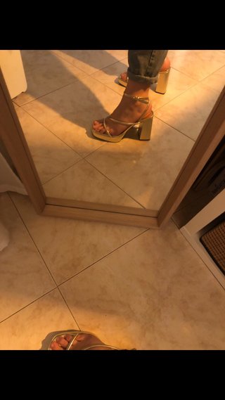 Sandalias doradas tacón plataforma