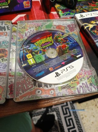 TMNT Mutants Unleashed Deluxe PS5 + Artbook