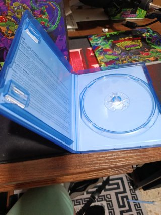 TMNT Mutants Unleashed Deluxe PS5 + Artbook