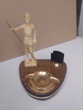 Cenicero Quijote