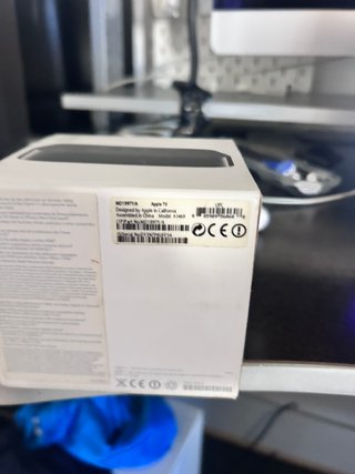 Apple TV 3ª Gen 1080p con caja y mando