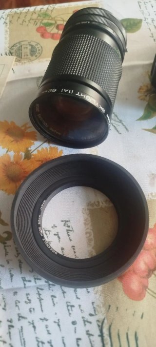 Canon T70 + Vivitar 28-85 Macro + Funda