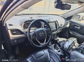 Paragolpes trasero jeep 217185 68232314ad cherokee