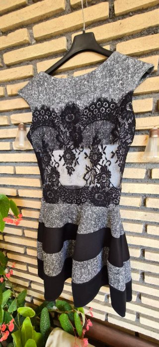 Vestito donna con schiena trasparente