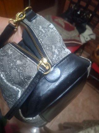 Bolso Fossil Piel Serpiente Gris Negro