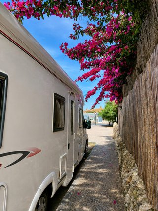 Autocaravana impecable con AC habitaculo