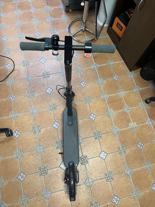 Patinete Xiaomi Essential Casi Nuevo