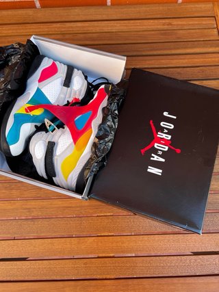 Air Jordan 8 Retro SE Talla 44 Multicolor con caja