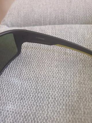 Gafas de sol Cébé negras y verdes