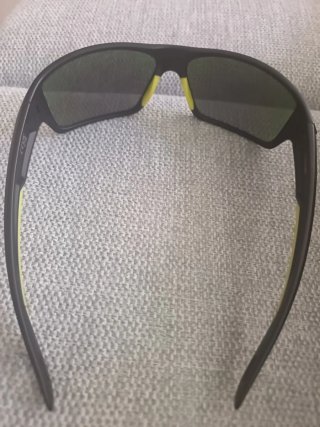 Gafas de sol Cébé negras y verdes