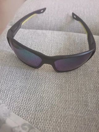 Gafas de sol Cébé negras y verdes