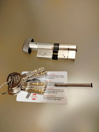 Cilindro seguridad Tesa T70 con pomo