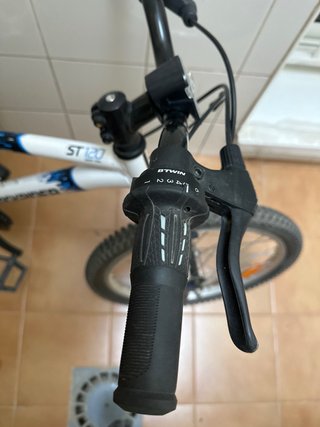 Bicicleta 20 6-9 años Rockrider ST120