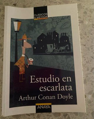 Estudio en escarlata