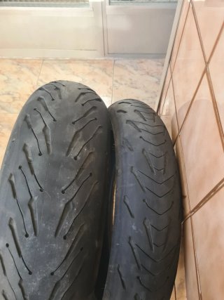 Neumáticos Michelin Road 5 2CT