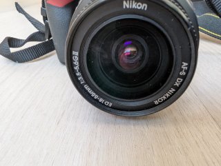 Cámara Nikon D3100 + Accesorios