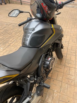 Moto Voge 525 R Gris/Amarillo
