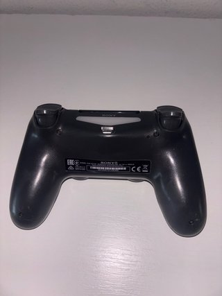 2 controller DualShock 4 PS4 per riparazione o ricambi