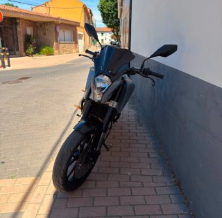 KTM 125 Duke Naked Negra/Gris