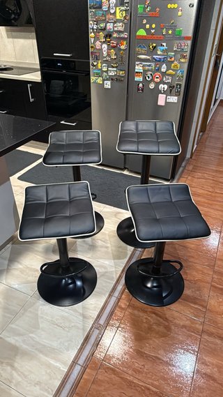 Taburetes de cocina negros (Set de 4)