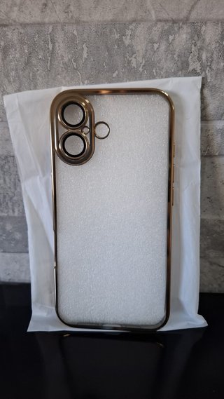 Funda iPhone 16 Dorado