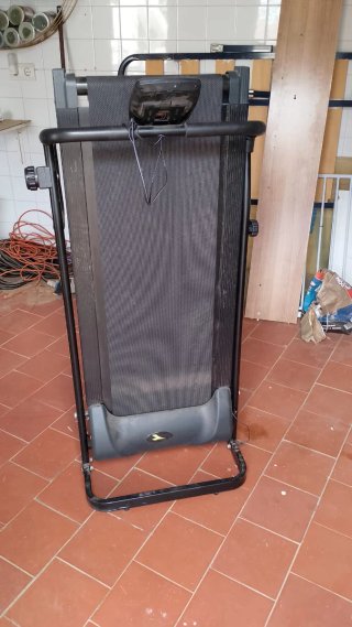 Cinta de Correr plegable magnetica Diadora