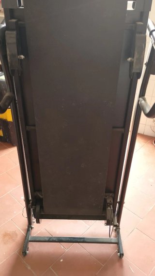 Cinta de Correr plegable magnetica Diadora