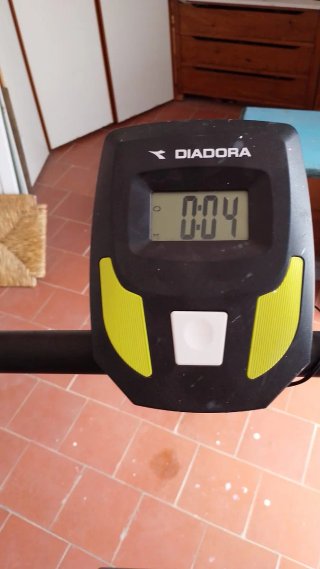 Cinta de Correr plegable magnetica Diadora