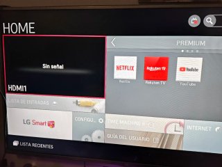 Televisor LG Negro y Plateado