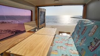 Mercedes-Benz Sprinter 208