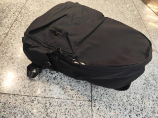 Mochila Negra sin estrenar