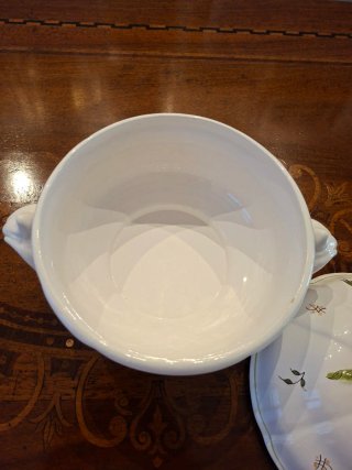 Zuppiera in ceramica decorata