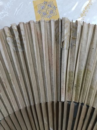 Abanico antiguo pintado a mano
