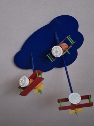 Lámpara infantil 3 aviones nube