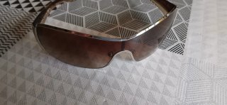 Gafas de sol Prada marrones y doradas
