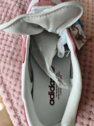 Deportivas Adidas Corazón Rosa y Rojo