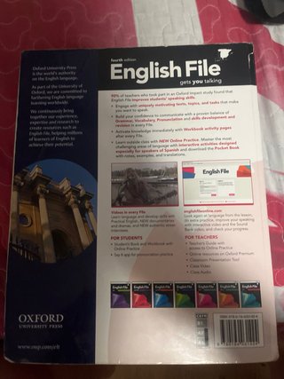 English File A1-A2 Elementary With Online Pract...