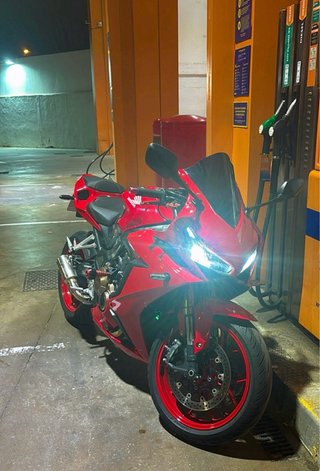 Honda CBR 650R Roja 2019